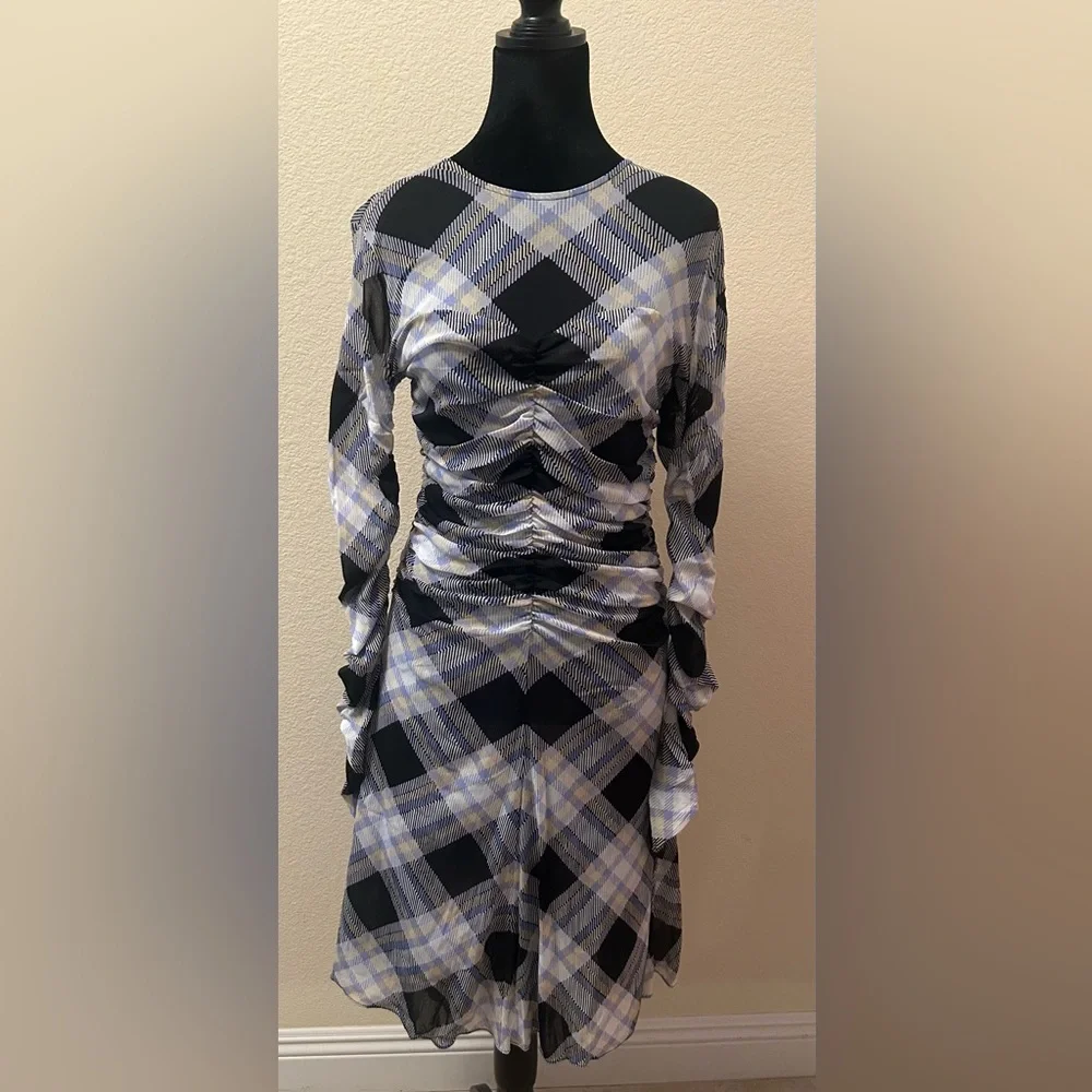 Diane von Furstenberg
Mesh Dress.  Color: Sutton Check Black.  Size:L - Picture 3 of 5